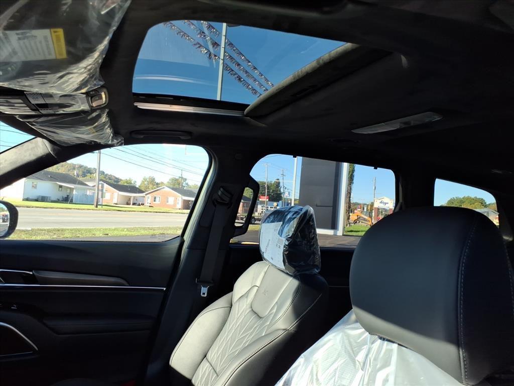 new 2025 Kia Telluride car, priced at $52,421