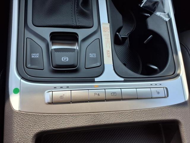 new 2025 Kia Carnival car, priced at $39,439