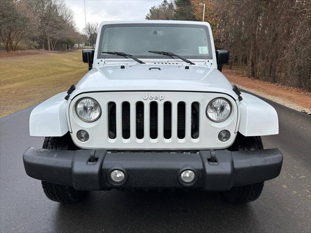 used 2015 Jeep Wrangler Unlimited car, priced at $19,995