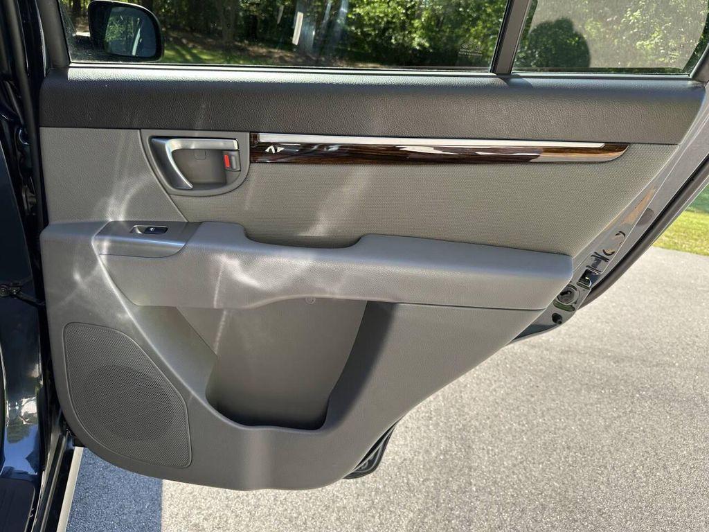 used 2010 Hyundai Santa Fe car, priced at $6,495