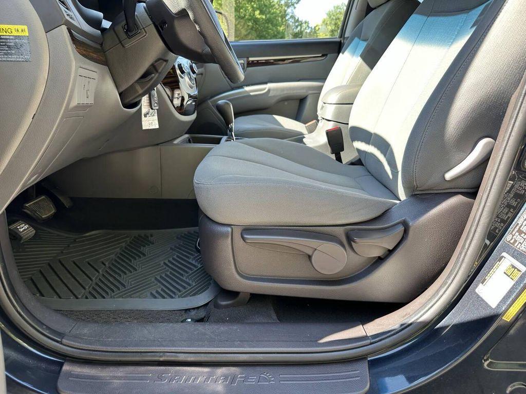 used 2010 Hyundai Santa Fe car, priced at $6,495