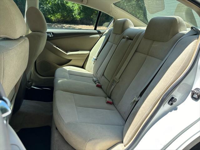 used 2009 Nissan Altima car, priced at $4,995