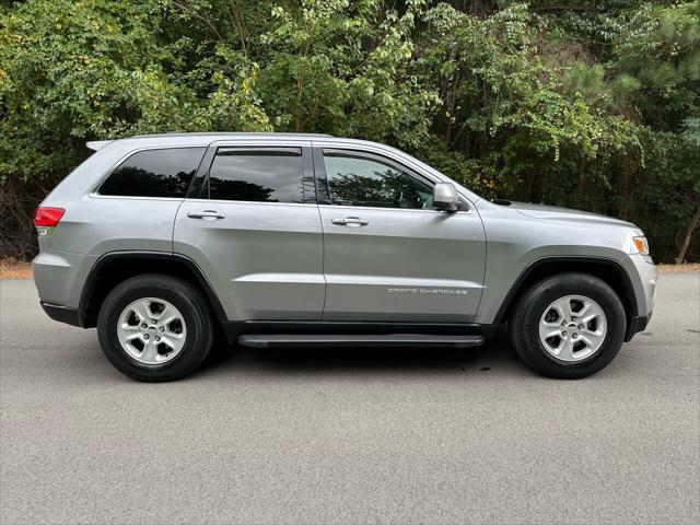 used 2016 Jeep Grand Cherokee car, priced at $11,495