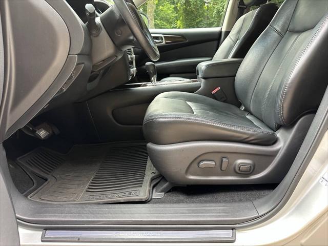 used 2014 Nissan Pathfinder car, priced at $11,495