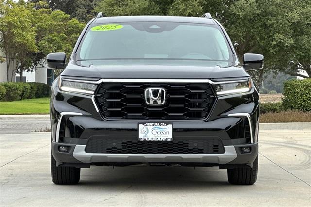 new 2025 Honda Pilot car, priced at $48,950