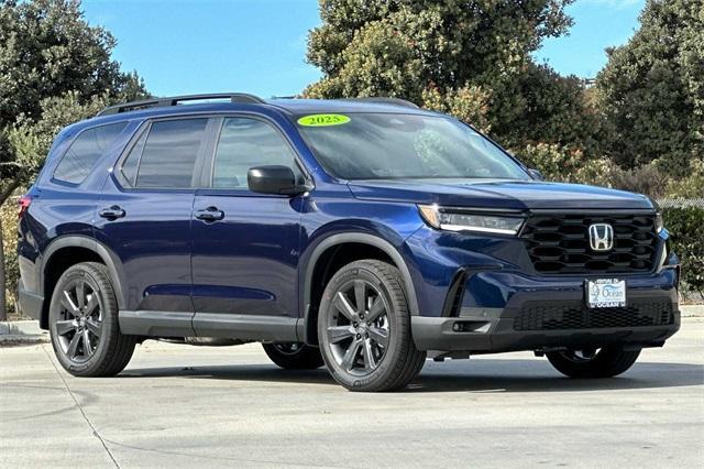 new 2025 Honda Pilot car, priced at $43,695