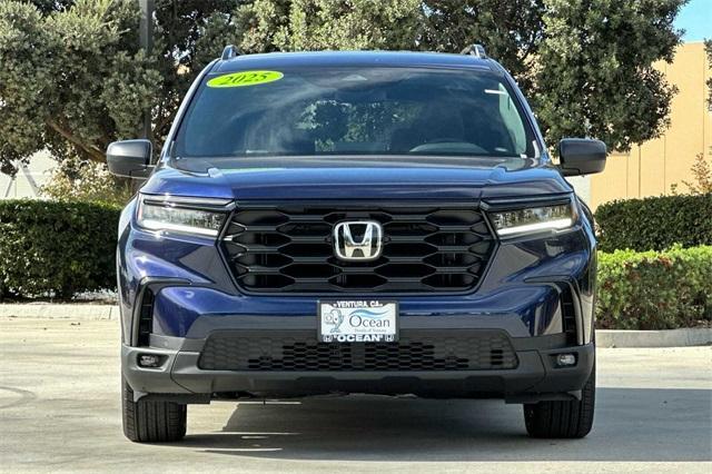 new 2025 Honda Pilot car, priced at $43,695