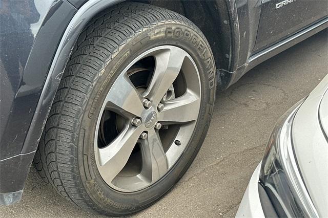 used 2014 Jeep Grand Cherokee car, priced at $14,750