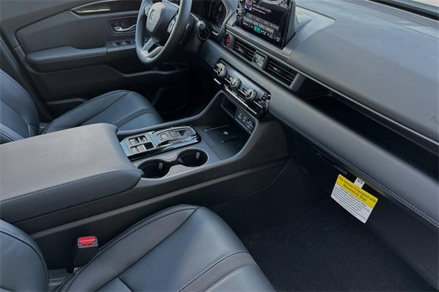 new 2025 Honda Pilot car, priced at $51,095
