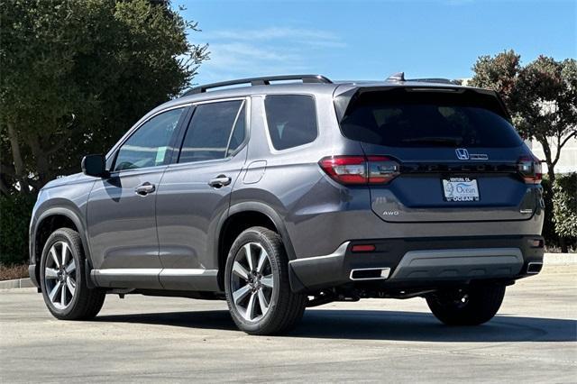 new 2025 Honda Pilot car, priced at $51,095
