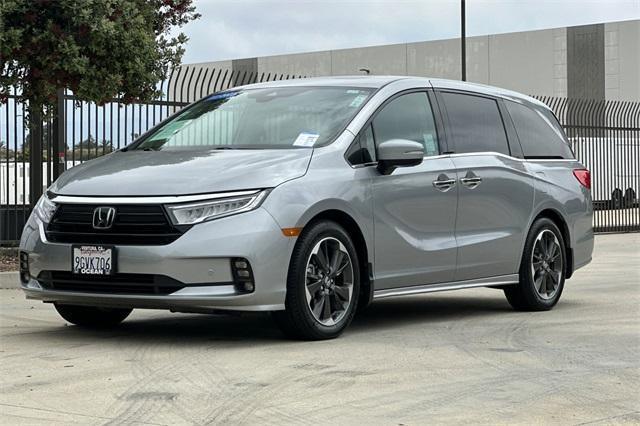 used 2023 Honda Odyssey car, priced at $42,999