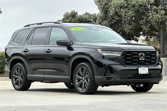 new 2025 Honda Pilot car, priced at $43,695