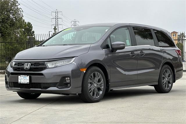 new 2025 Honda Odyssey car, priced at $48,005