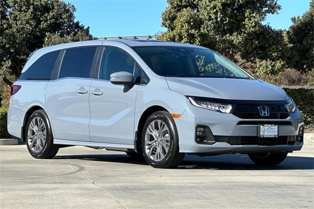 new 2025 Honda Odyssey car, priced at $48,815