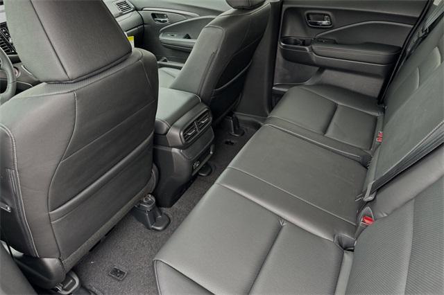 new 2025 Honda Ridgeline car, priced at $44,885