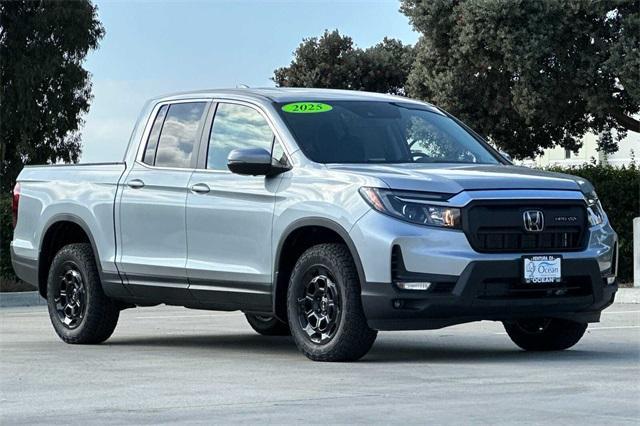 new 2025 Honda Ridgeline car, priced at $46,675