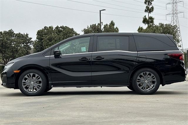 new 2025 Honda Odyssey car, priced at $48,005