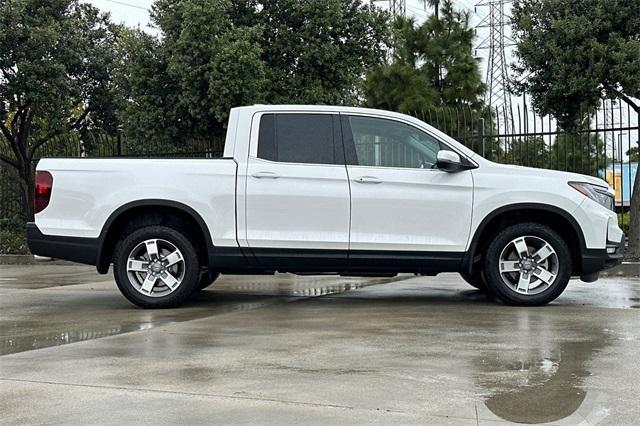 used 2024 Honda Ridgeline car, priced at $38,895