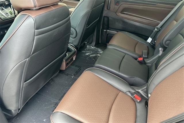 new 2025 Honda Odyssey car, priced at $53,085
