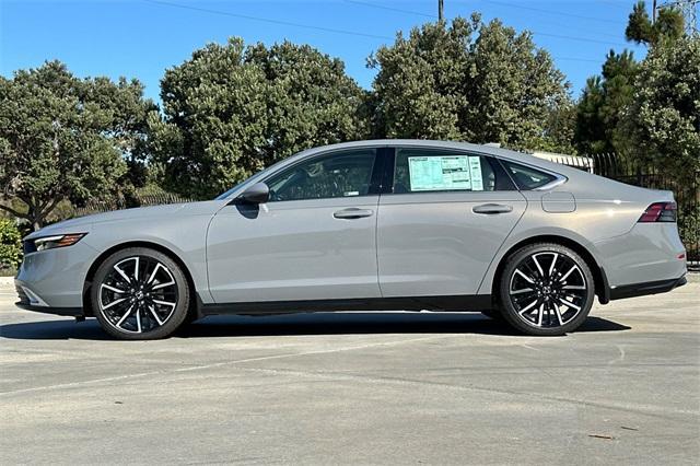 new 2025 Honda Accord Hybrid car, priced at $40,905