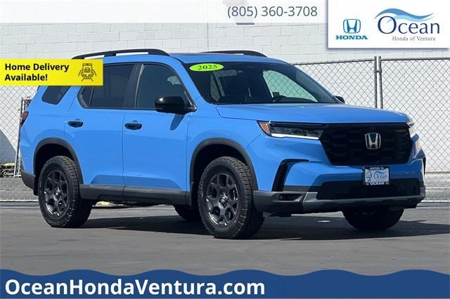 new 2025 Honda Pilot car, priced at $51,350