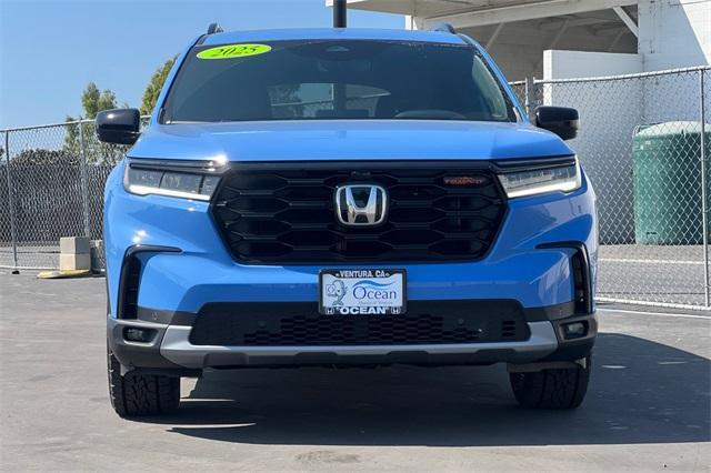 new 2025 Honda Pilot car, priced at $51,350
