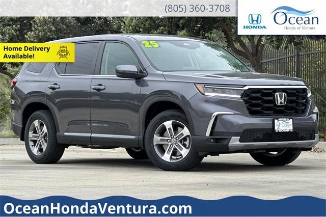 new 2025 Honda Pilot car, priced at $44,995