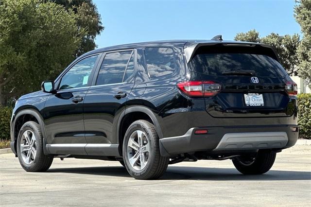 new 2025 Honda Pilot car, priced at $44,895