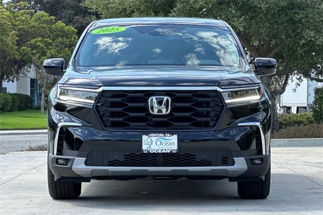 new 2025 Honda Pilot car, priced at $44,895