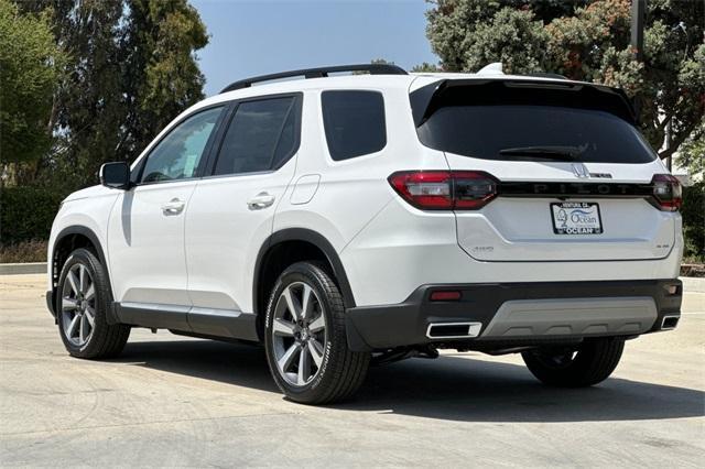 new 2025 Honda Pilot car, priced at $54,985