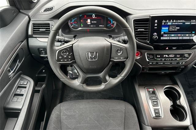 used 2022 Honda Pilot car, priced at $27,995