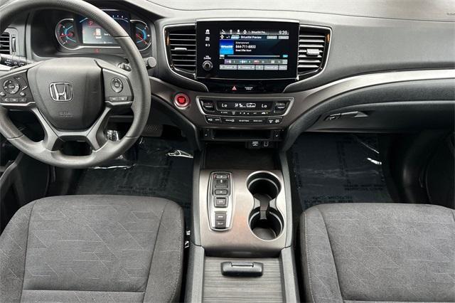 used 2022 Honda Pilot car, priced at $27,995
