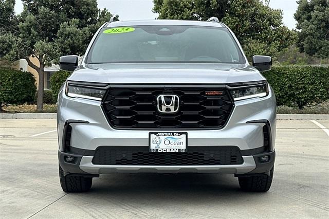 new 2025 Honda Pilot car, priced at $50,895
