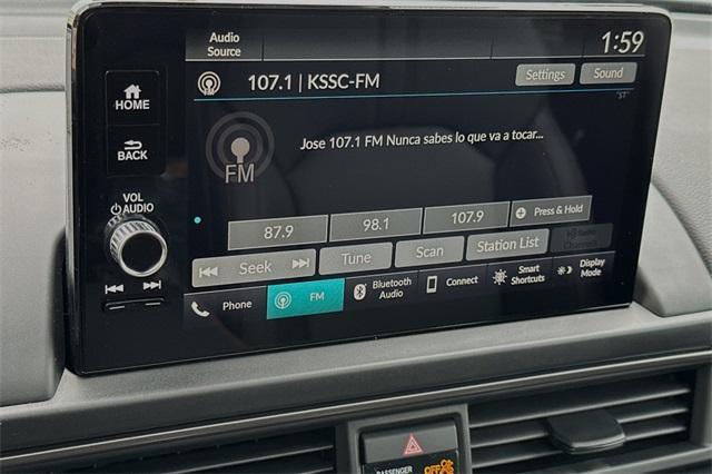new 2025 Honda Pilot car, priced at $50,895