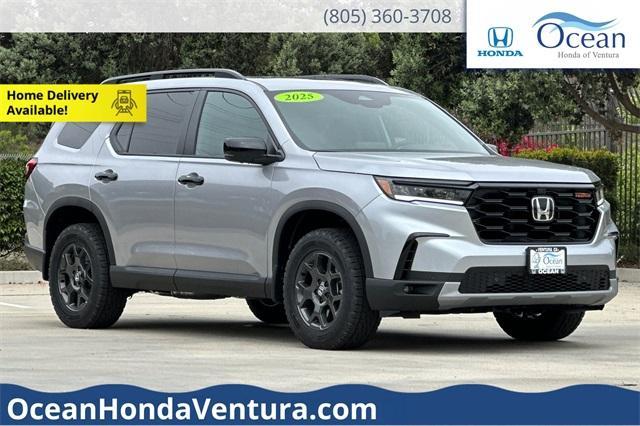 new 2025 Honda Pilot car, priced at $50,895