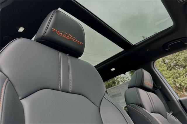 new 2025 Honda Pilot car, priced at $50,895