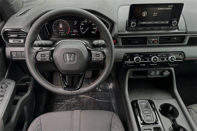 new 2025 Honda Pilot car, priced at $43,750