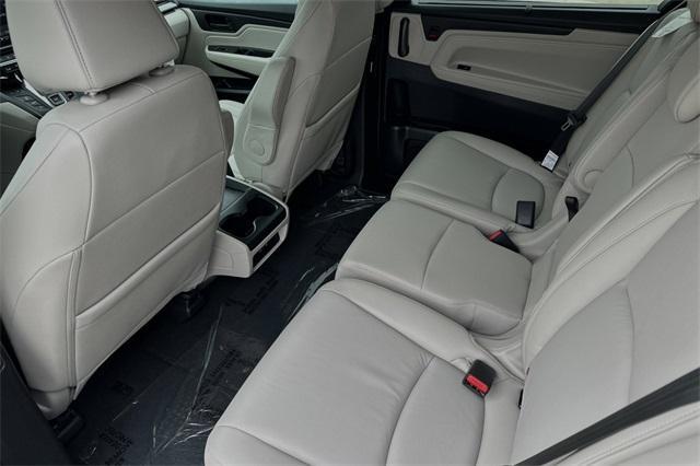 new 2025 Honda Odyssey car, priced at $43,315