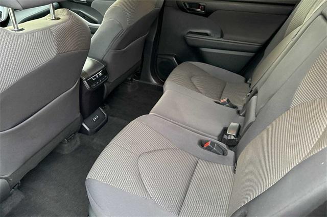 used 2024 Toyota Highlander car, priced at $36,995