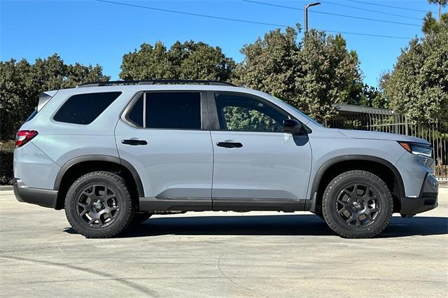 new 2025 Honda Pilot car, priced at $51,305