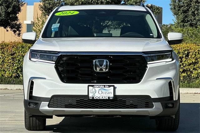 new 2025 Honda Pilot car, priced at $51,450