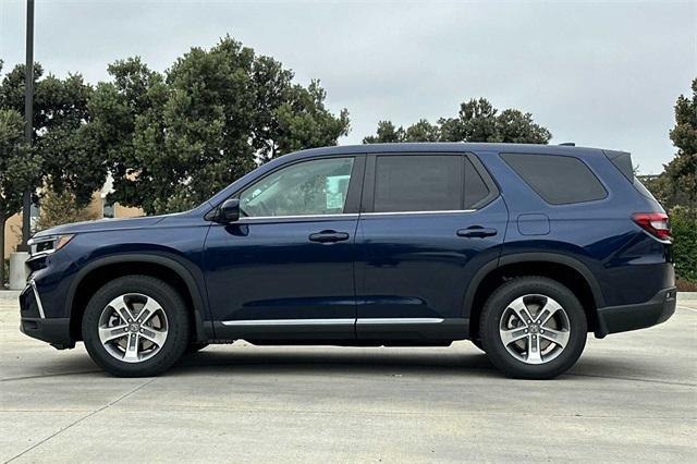 new 2025 Honda Pilot car, priced at $46,695