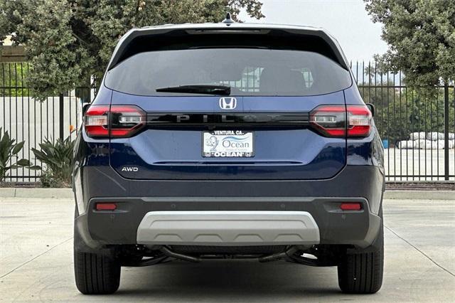 new 2025 Honda Pilot car, priced at $46,695