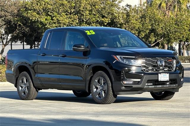 new 2025 Honda Ridgeline car, priced at $46,775