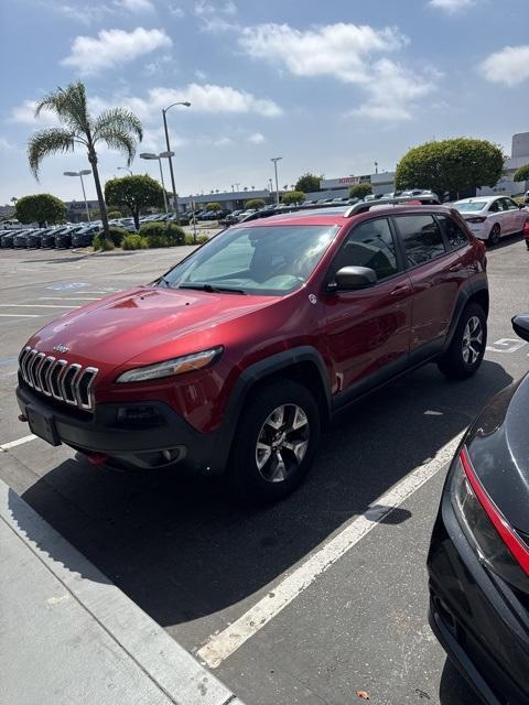 used 2015 Jeep Cherokee car, priced at $15,995