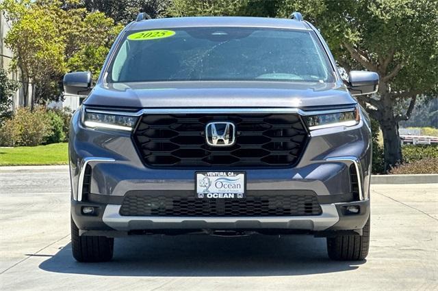 new 2025 Honda Pilot car, priced at $48,950