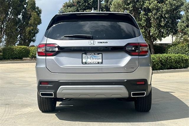 new 2025 Honda Pilot car, priced at $49,680