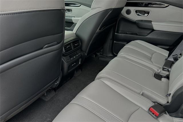 new 2025 Honda Pilot car, priced at $49,680