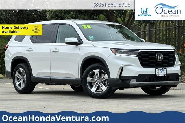 new 2025 Honda Pilot car, priced at $45,450
