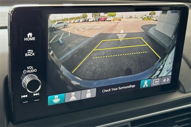 new 2025 Honda Pilot car, priced at $45,405